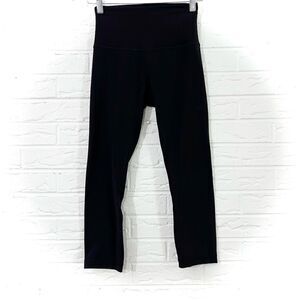 Lululemon Align Crop 21” Black Size 4